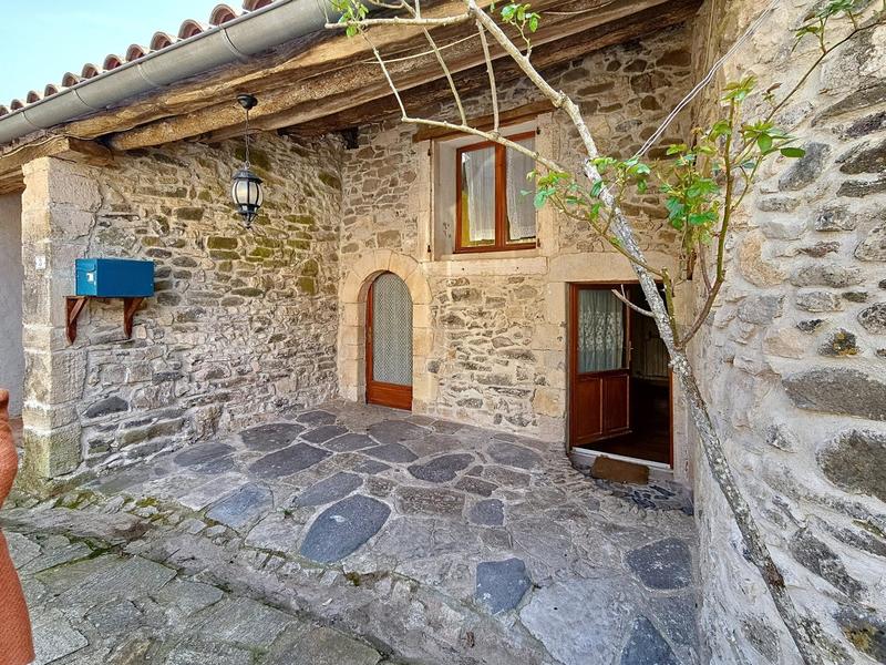 Maison de village - 300 m² - 18 pièces