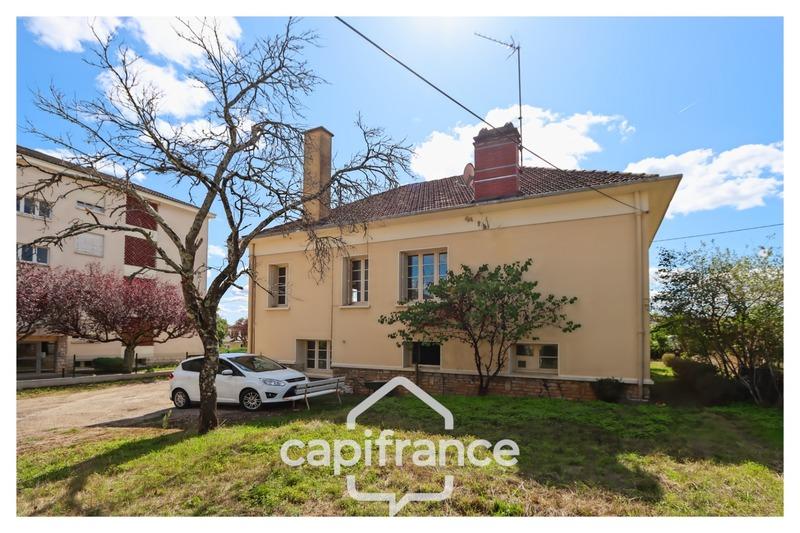 Maison - 90 m² - 4 pièces