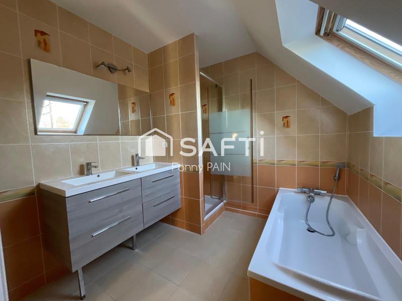 Maison - 90 m² - 5 pièces