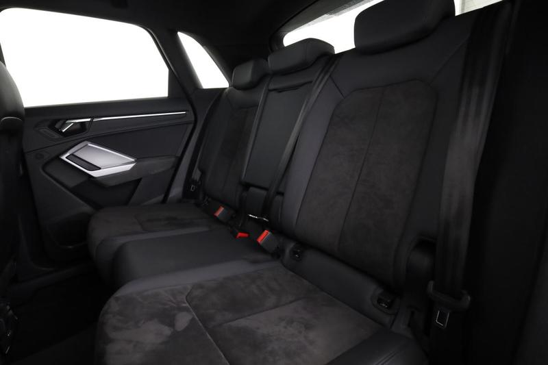 Audi Q3 35 Tfsi Design Luxe s tronic 7 150 ch