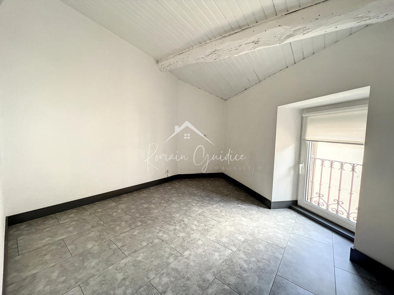 Duplex - 137 m² - 5 pièces