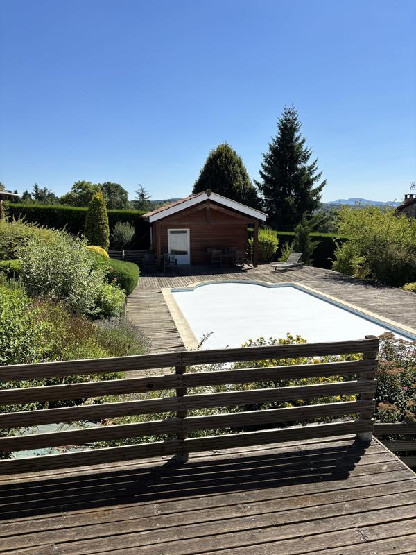 Villa - 200 m² - 5 pièces