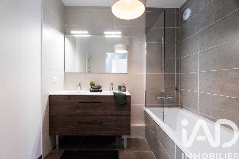 Appartement - 93 m² - 4 pièces