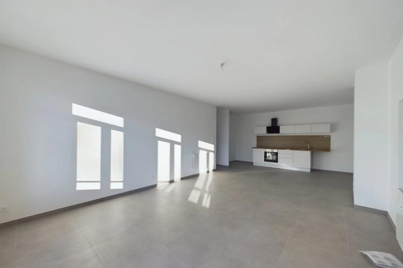 Appartement - 75 m² - 3 pièces