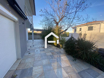 Maison - 258 m² - 8 pièces