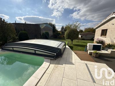 Maison - 190 m² - 8 pièces