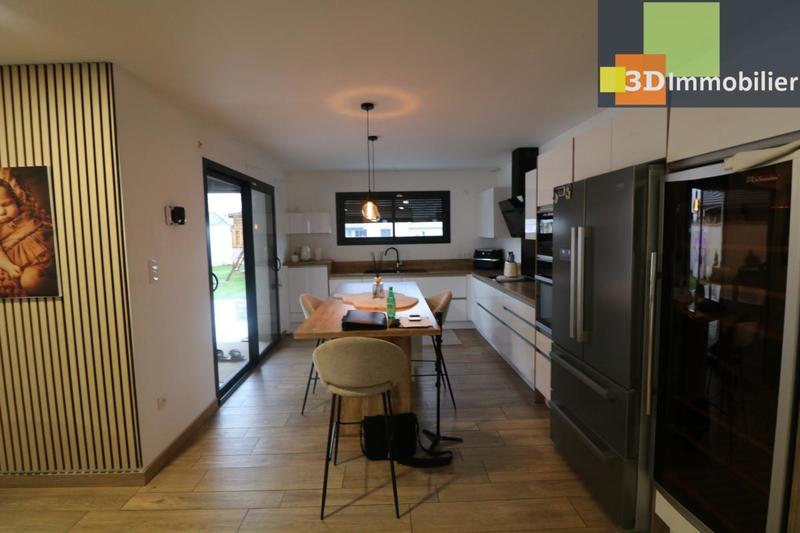 Maison - 143 m² - 6 pièces