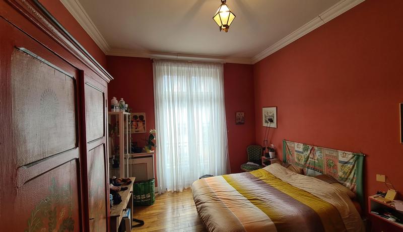 Appartement - 206 m² - 9 pièces