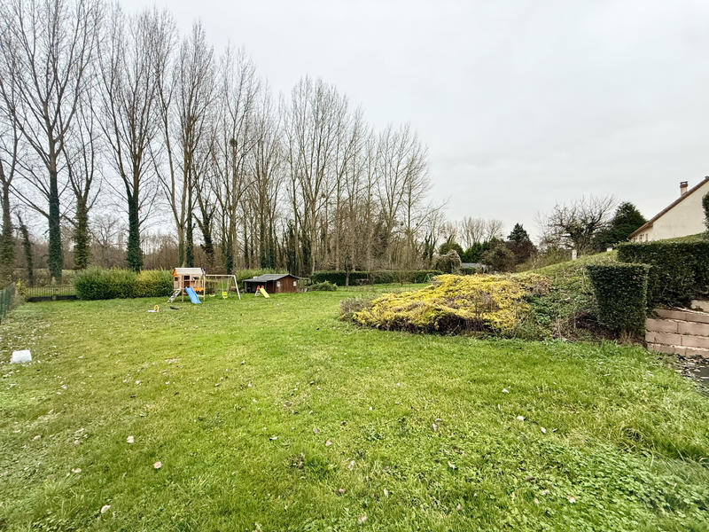 Maison - 99 m² - 5 pièces