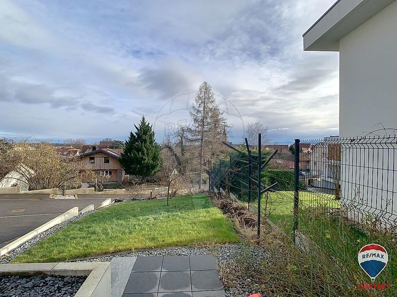 Maison - 170 m² - 8 pièces