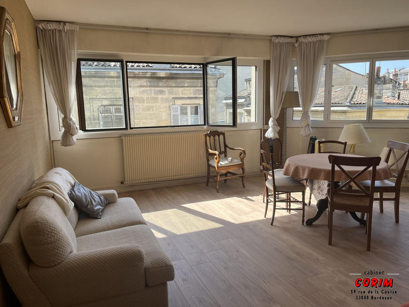 Appartement - 77 m² - 3 pièces