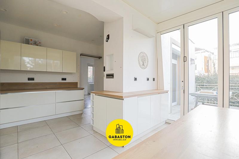 Maison - 135 m² - 6 pièces