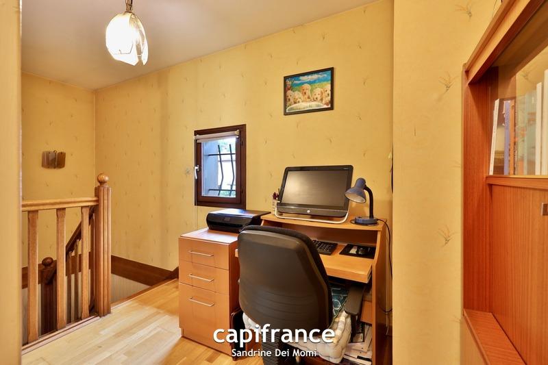 Maison - 94 m² - 4 pièces