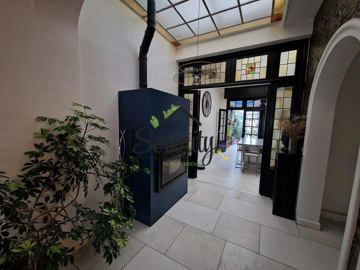 Maison - 178 m² - 7 pièces