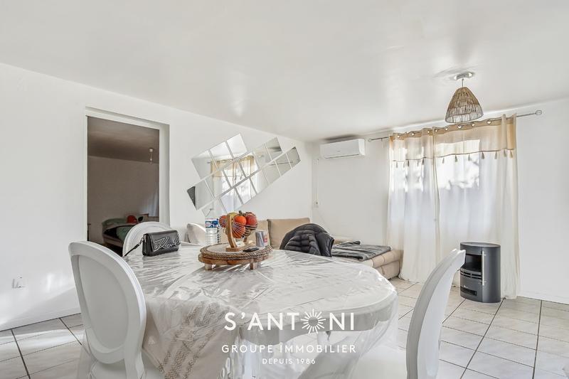 Maison - 137 m² - 6 pièces