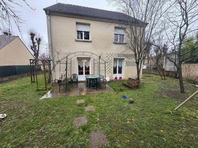 Maison - 107 m² - 5 pièces