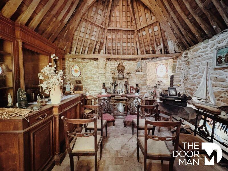 Propriété - 468 m² - 12 pièces