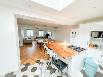 Maison - 120 m² - 5 pièces