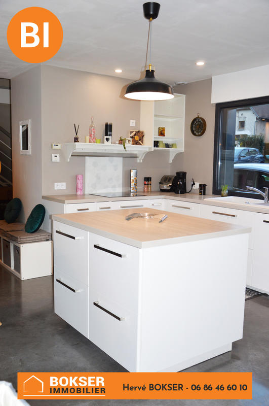 Maison - 186 m² - 6 pièces