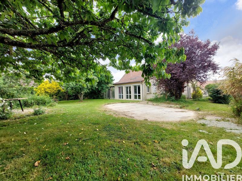 Maison - 180 m² - 6 pièces