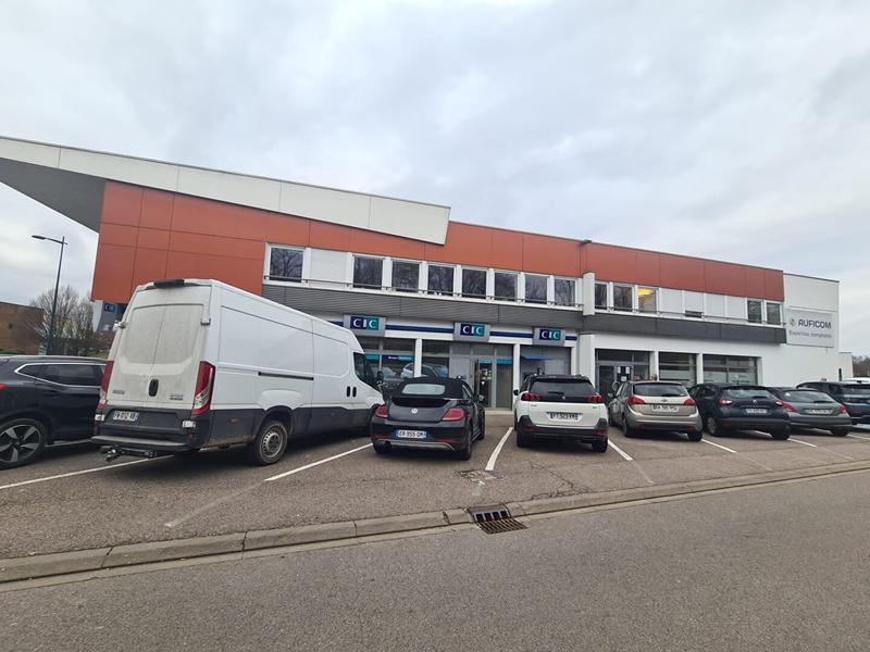 Local commercial - 419 m² - 21 pièces