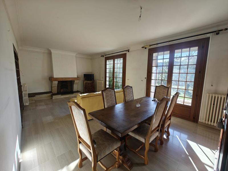 Villa - 161 m² - 6 pièces