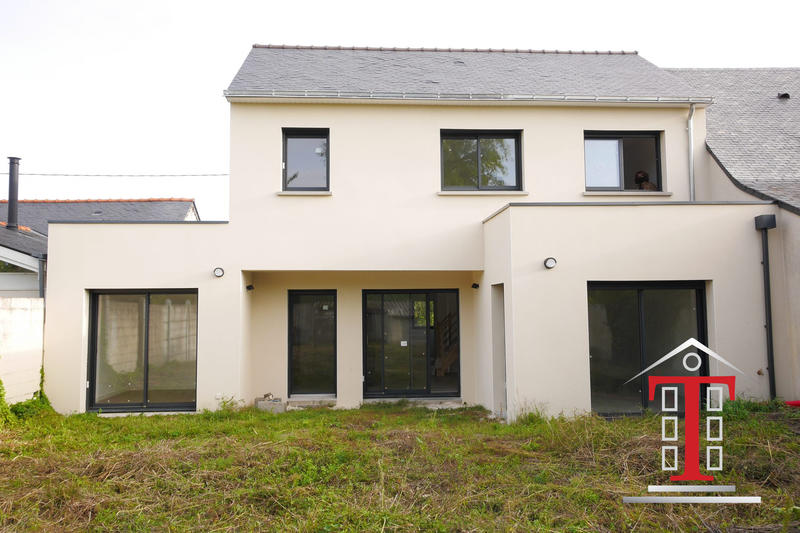 Maison contemporaine - 138 m² - 5 pièces