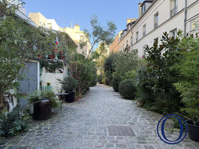 Fonds de commerce - Local d'activité / Entrepôt - 70 m²