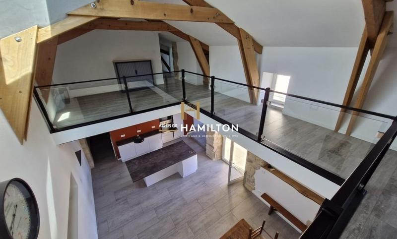 Corps de ferme - 290 m² - 11 pièces