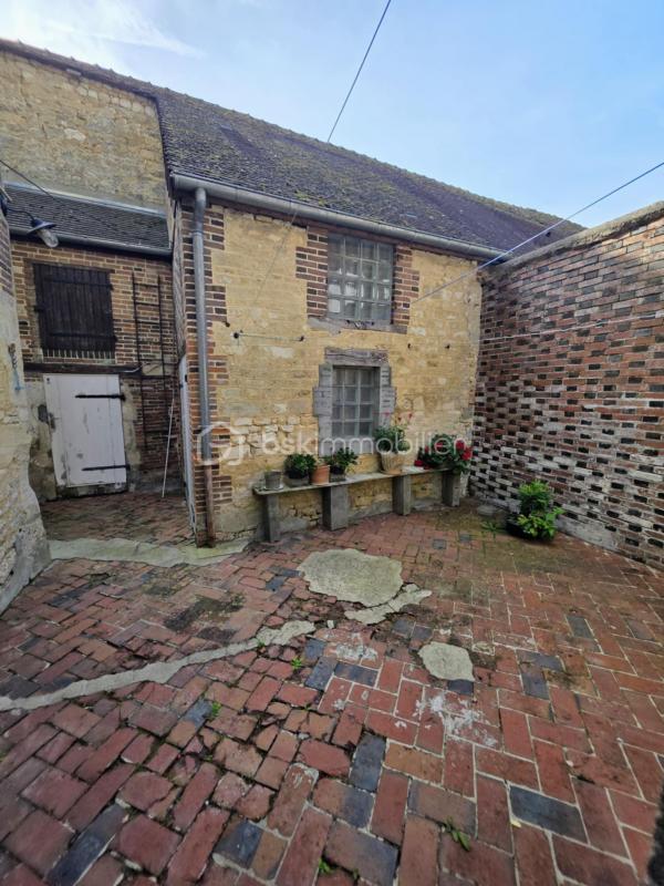 Maison de bourg - 150 m² - 6 pièces