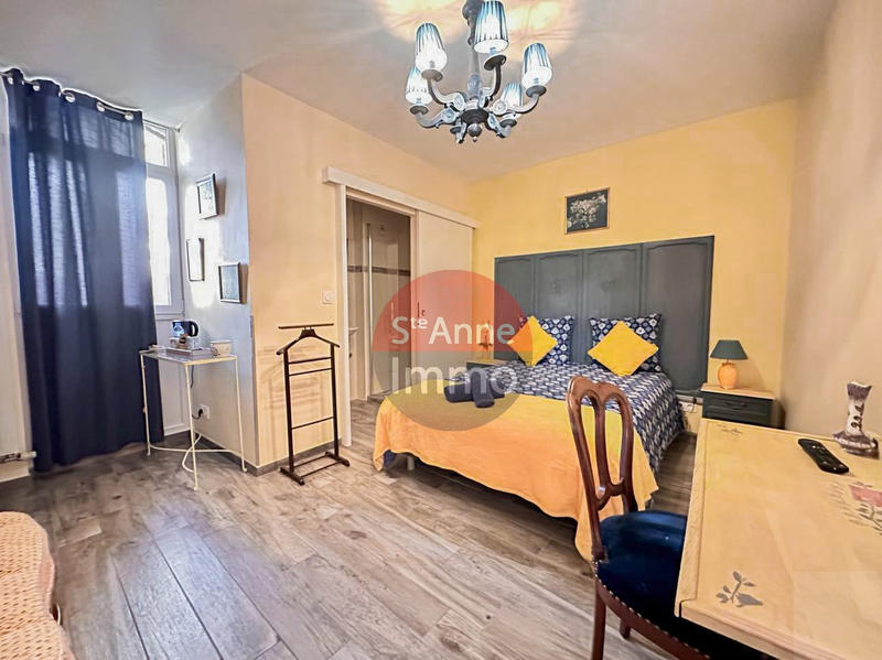 Fonds de commerce - Magasins - 300 m²