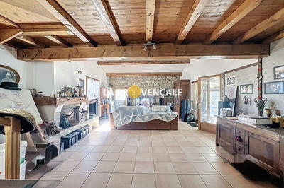 Maison - 194 m² - 4 pièces