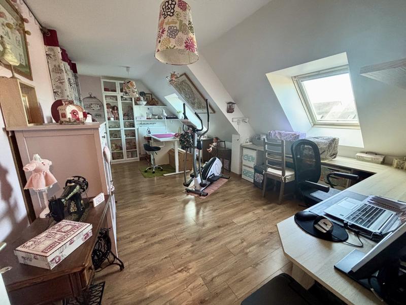 Maison - 107 m² - 6 pièces