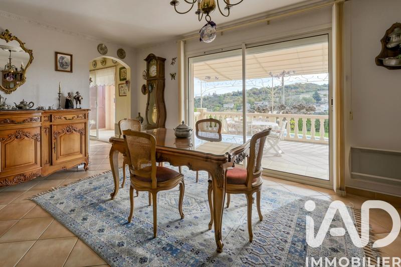 Maison - 168 m² - 6 pièces