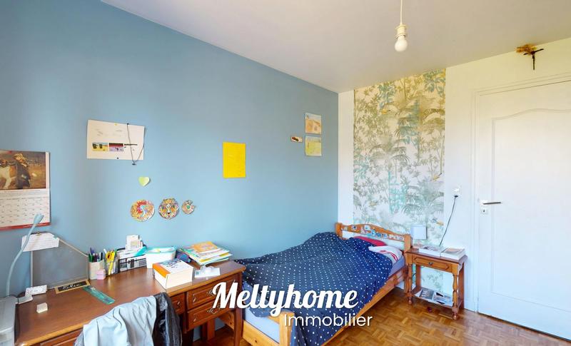 Maison - 95 m² - 4 pièces