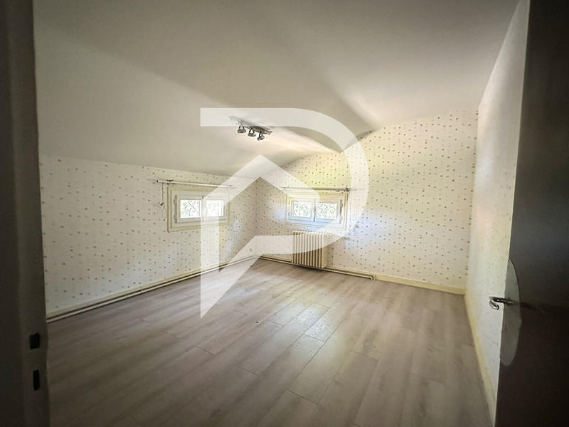 Maison - 141 m² - 5 pièces