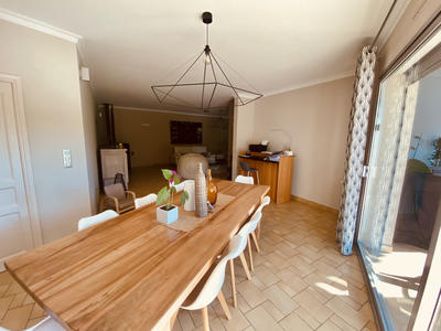 Propriété - 195 m² - 5 pièces