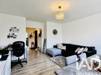Appartement - 90 m² - 5 pièces