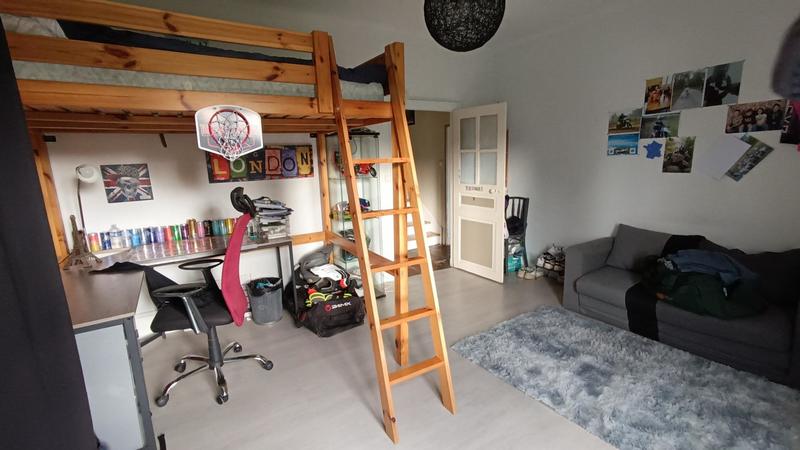 Maison - 156 m² - 6 pièces