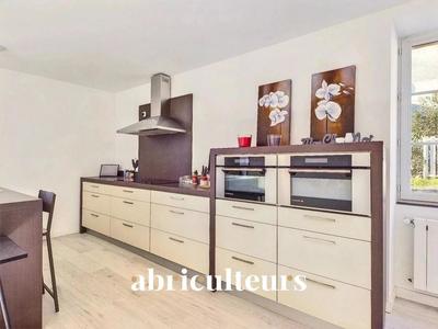 Maison - 165 m² - 7 pièces