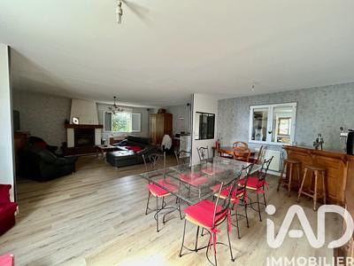 Maison - 171 m² - 5 pièces