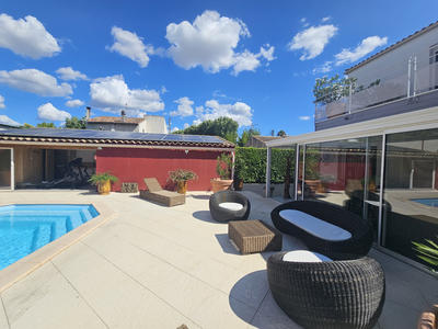 Maison - 169 m² - 6 pièces