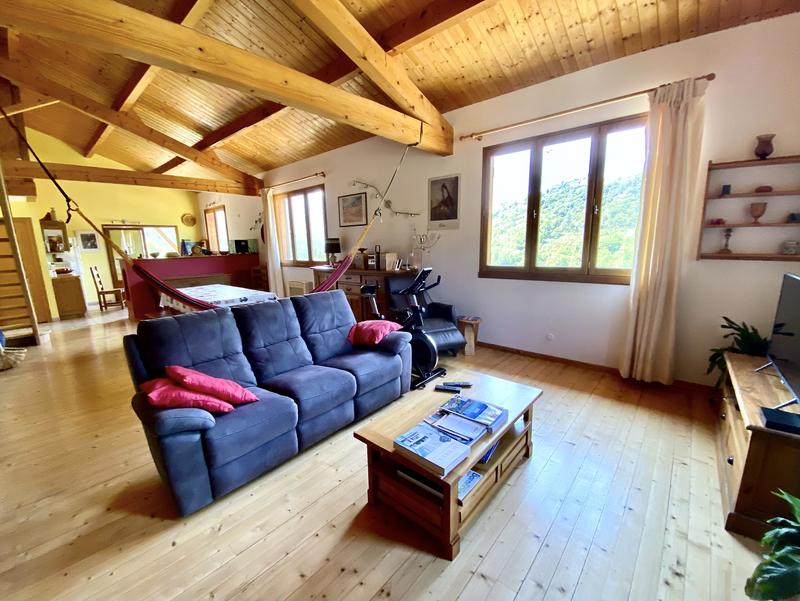 Châlet - 229 m² - 6 pièces