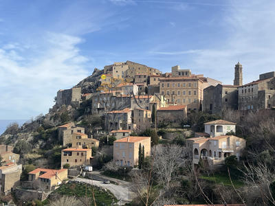 Maison - 100 m² - 8 pièces