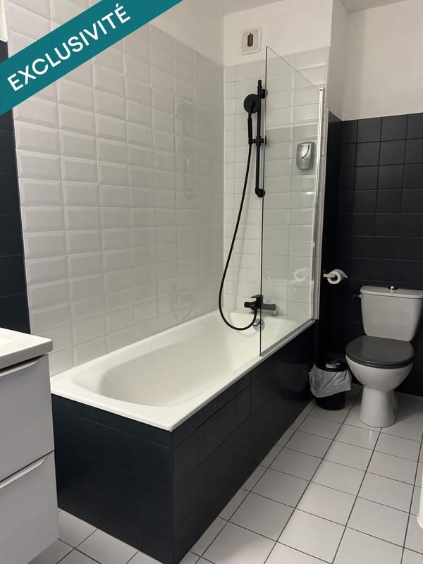 Maison - 600 m² - 15 pièces