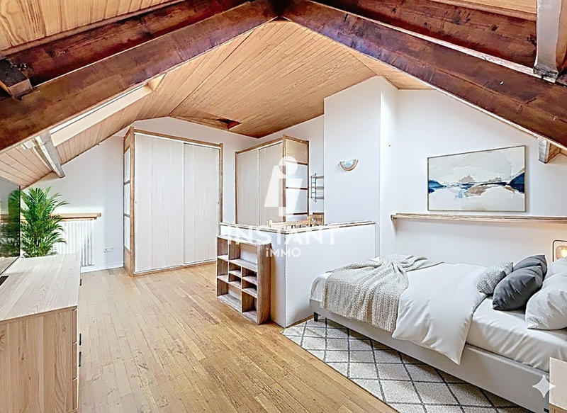 Appartement - 83 m² - 4 pièces