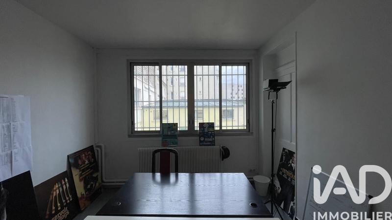 Loft - 245 m² - 5 pièces