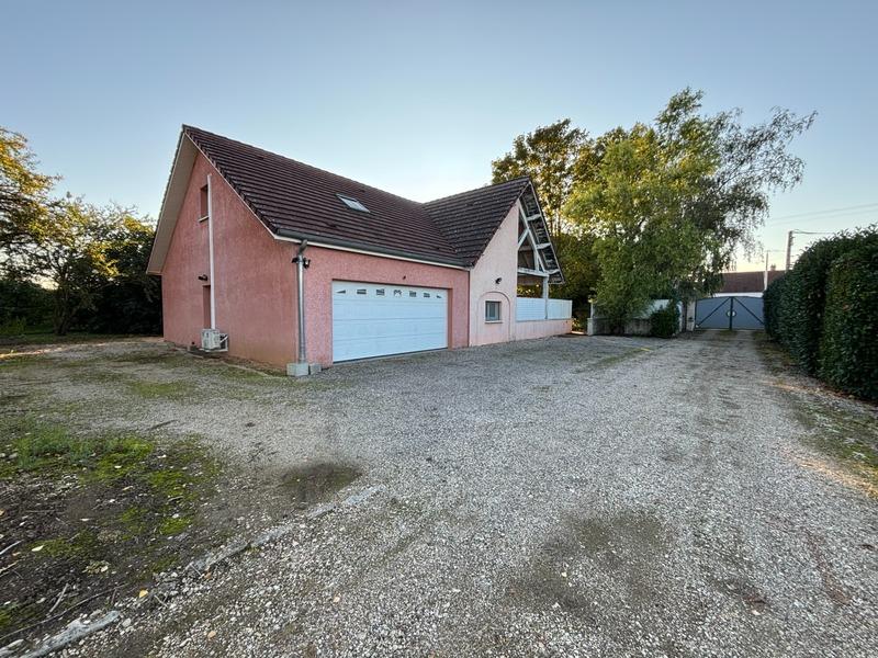 Maison - 170 m² - 7 pièces