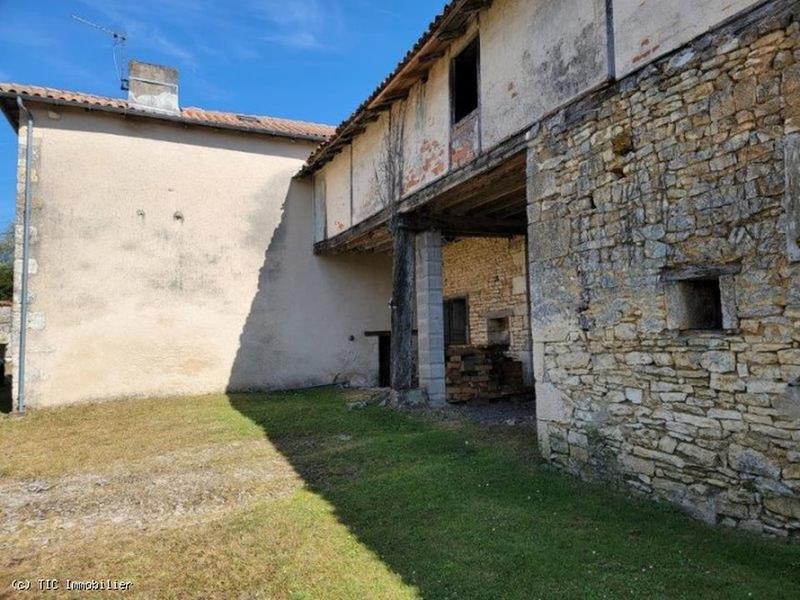 Maison en pierre - 177 m² - 5 pièces