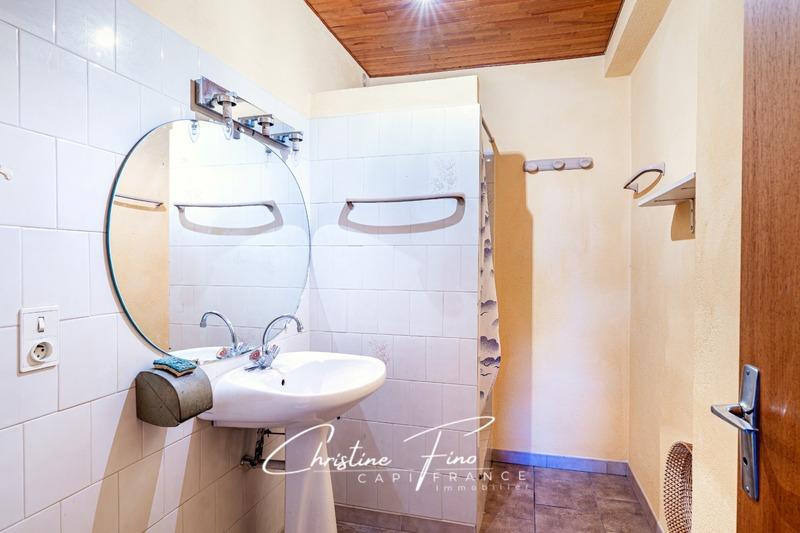 Maison - 314 m² - 12 pièces